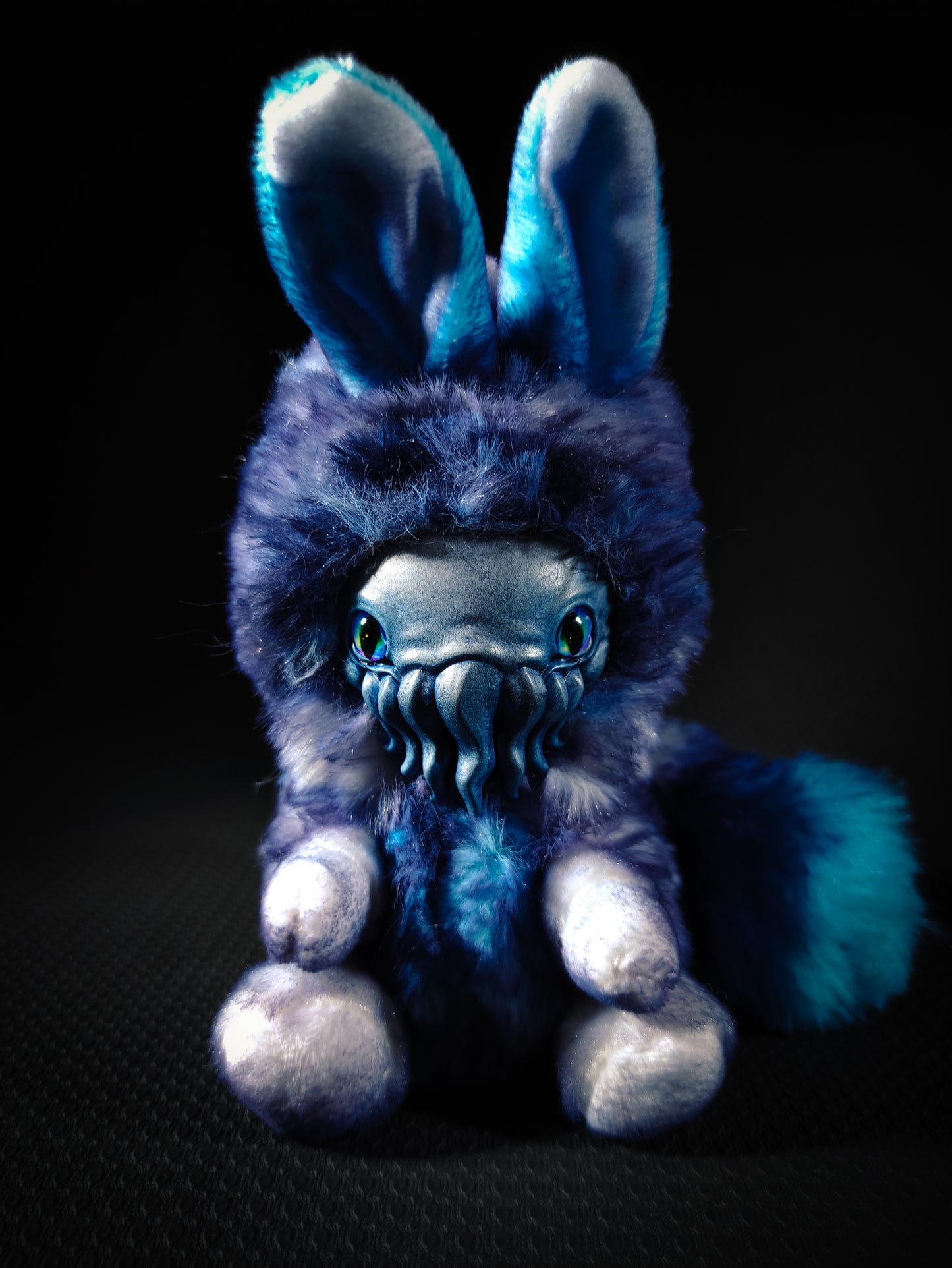 Cozmal - FRIENDTHULU Cryptid Art Doll Plush Toy