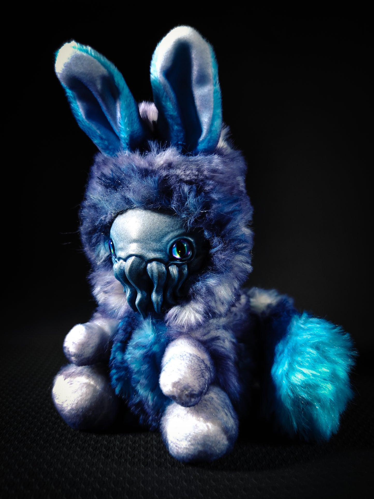 Cozmal - FRIENDTHULU Cryptid Art Doll Plush Toy