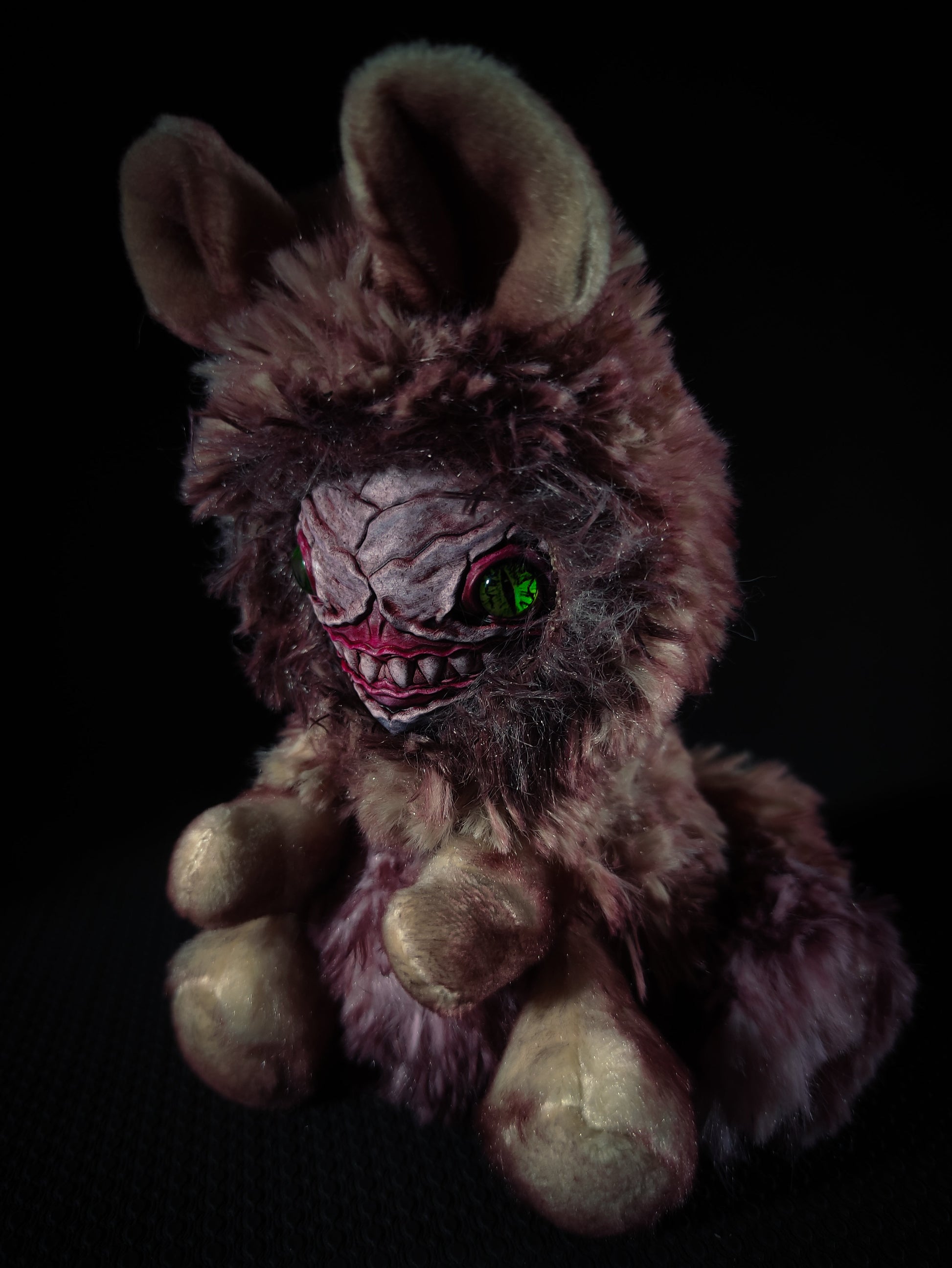 Raodin - FREAPERS Cryptid Art Doll Plush Toy