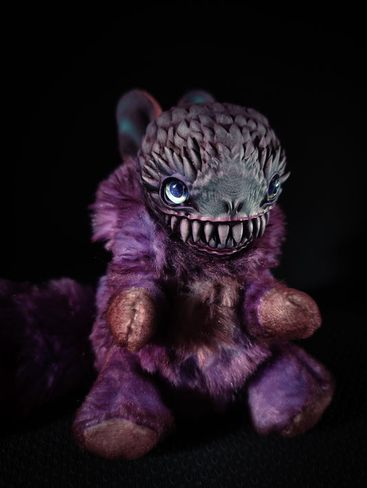 Frenzung - ABOMINABLE FRIEND Cryptid Art Doll Plush Toy