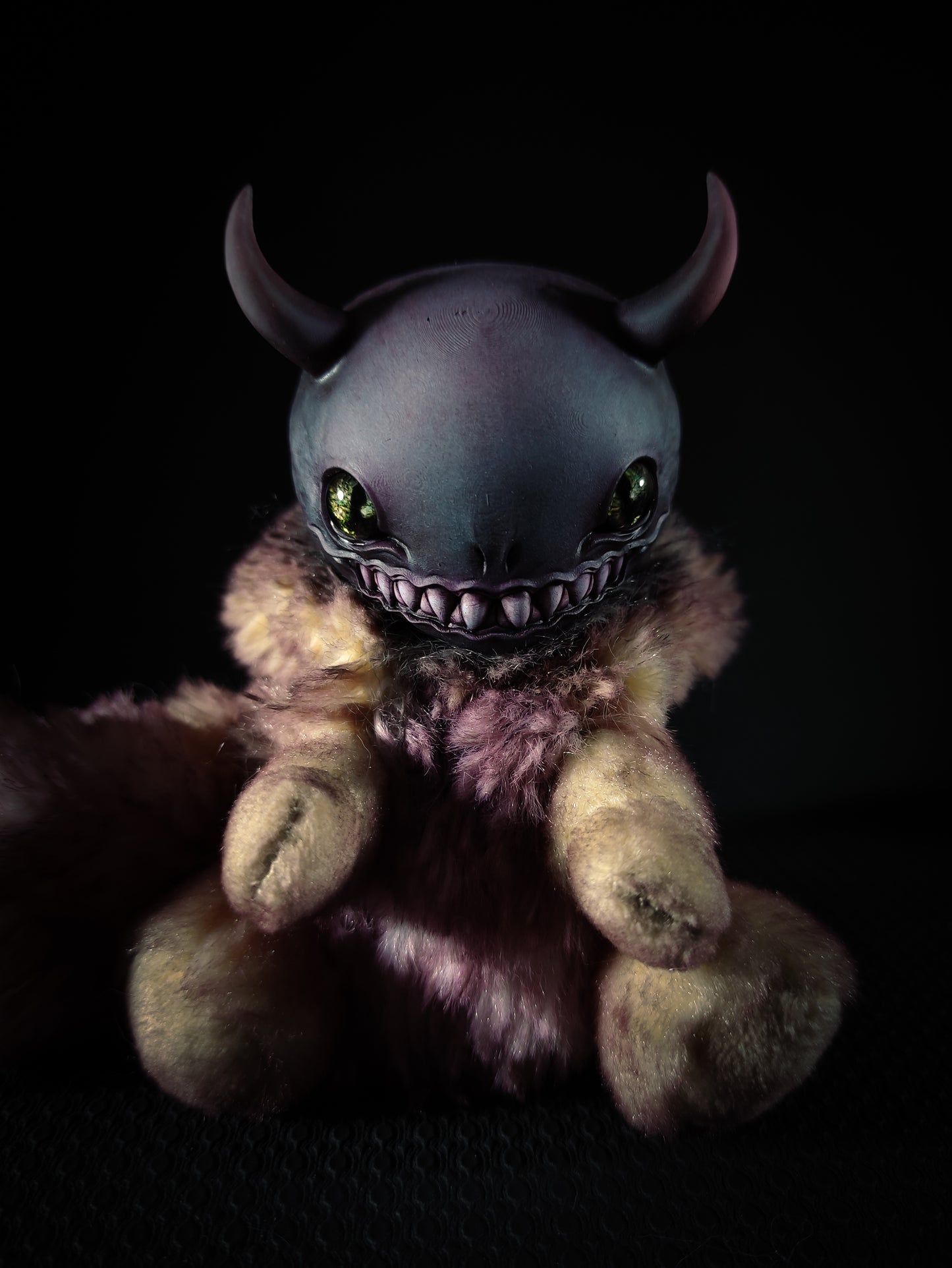 Cindev - FRIEND Cryptid Art Doll Plush Toy