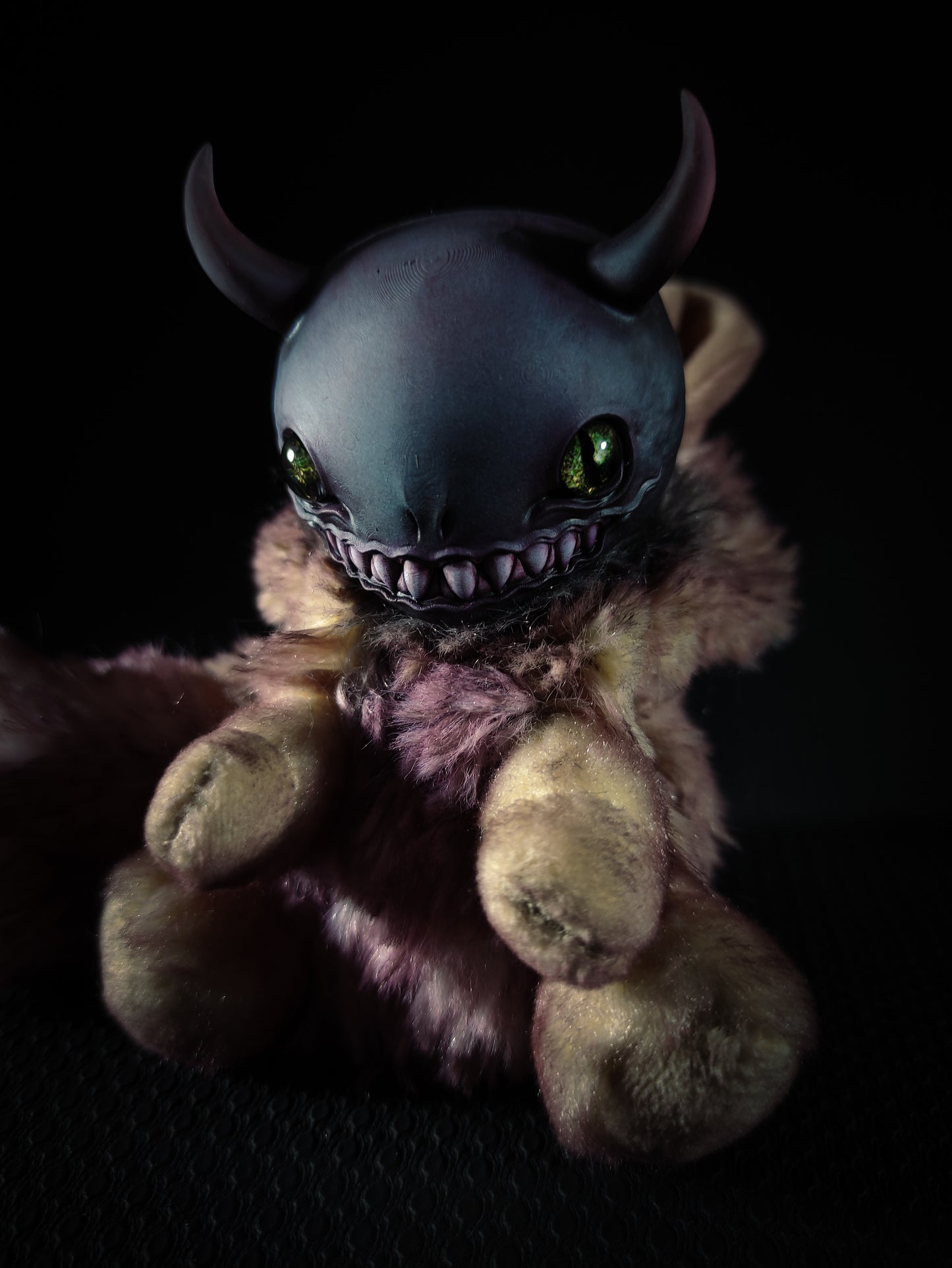 Cindev - FRIEND Cryptid Art Doll Plush Toy