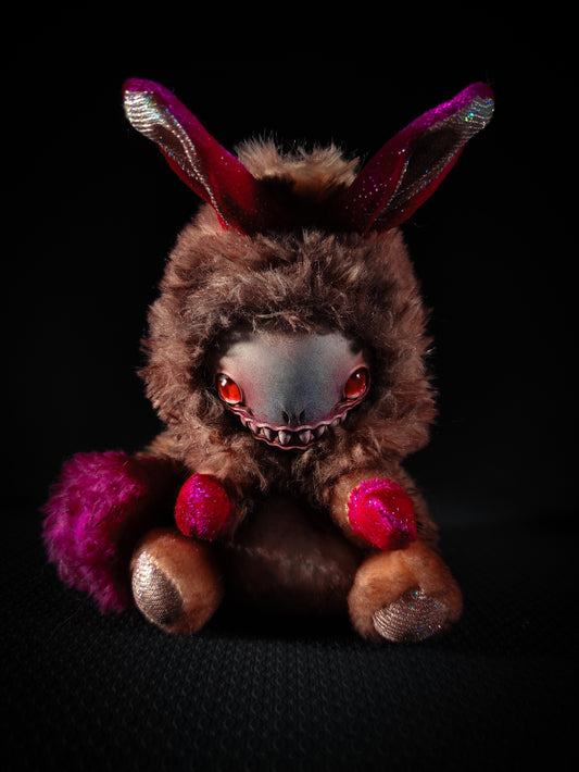 Nizcor - FRIEND Cryptid Art Doll Plush Toy