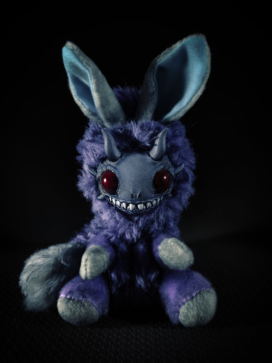 Ferraut - FRIENDPHIBIAN Cryptid Art Doll Plush Toy