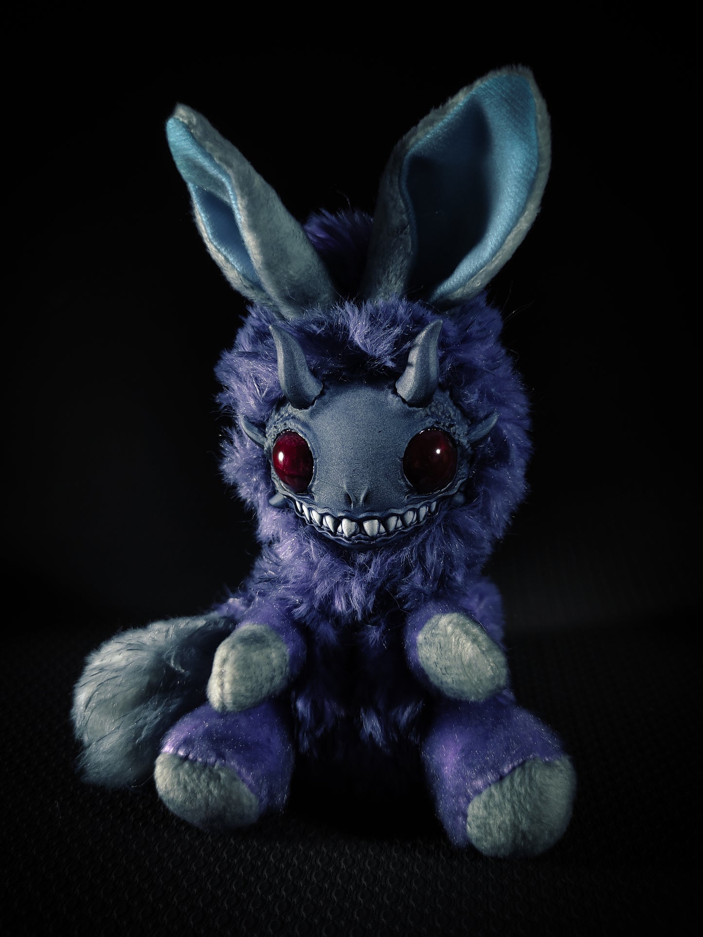 Ferraut - FRIENDPHIBIAN Cryptid Art Doll Plush Toy