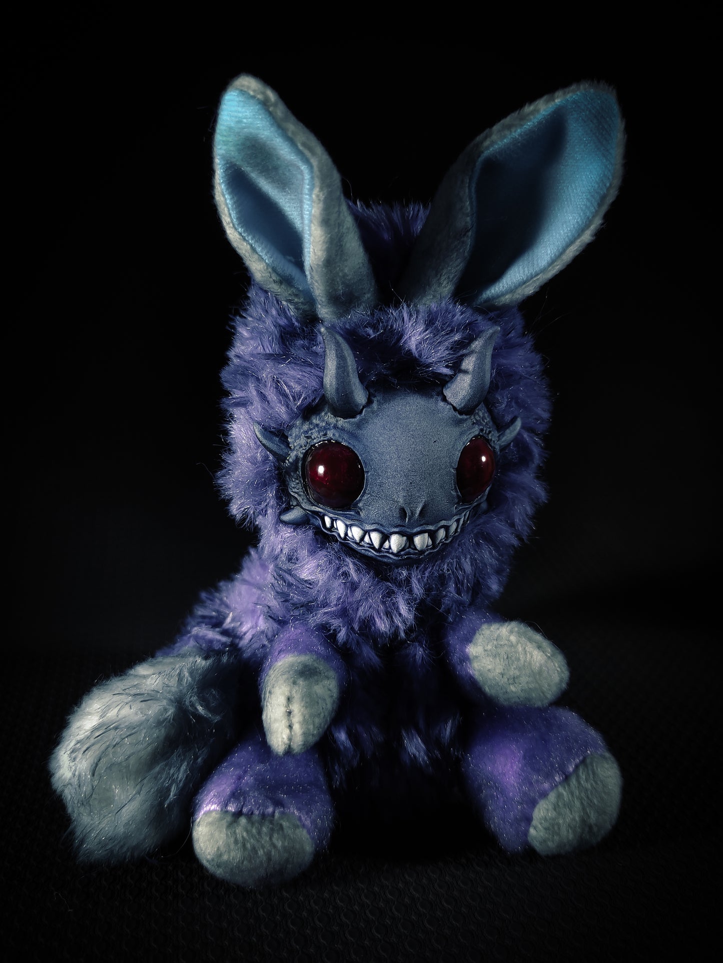 Ferraut - FRIENDPHIBIAN Cryptid Art Doll Plush Toy