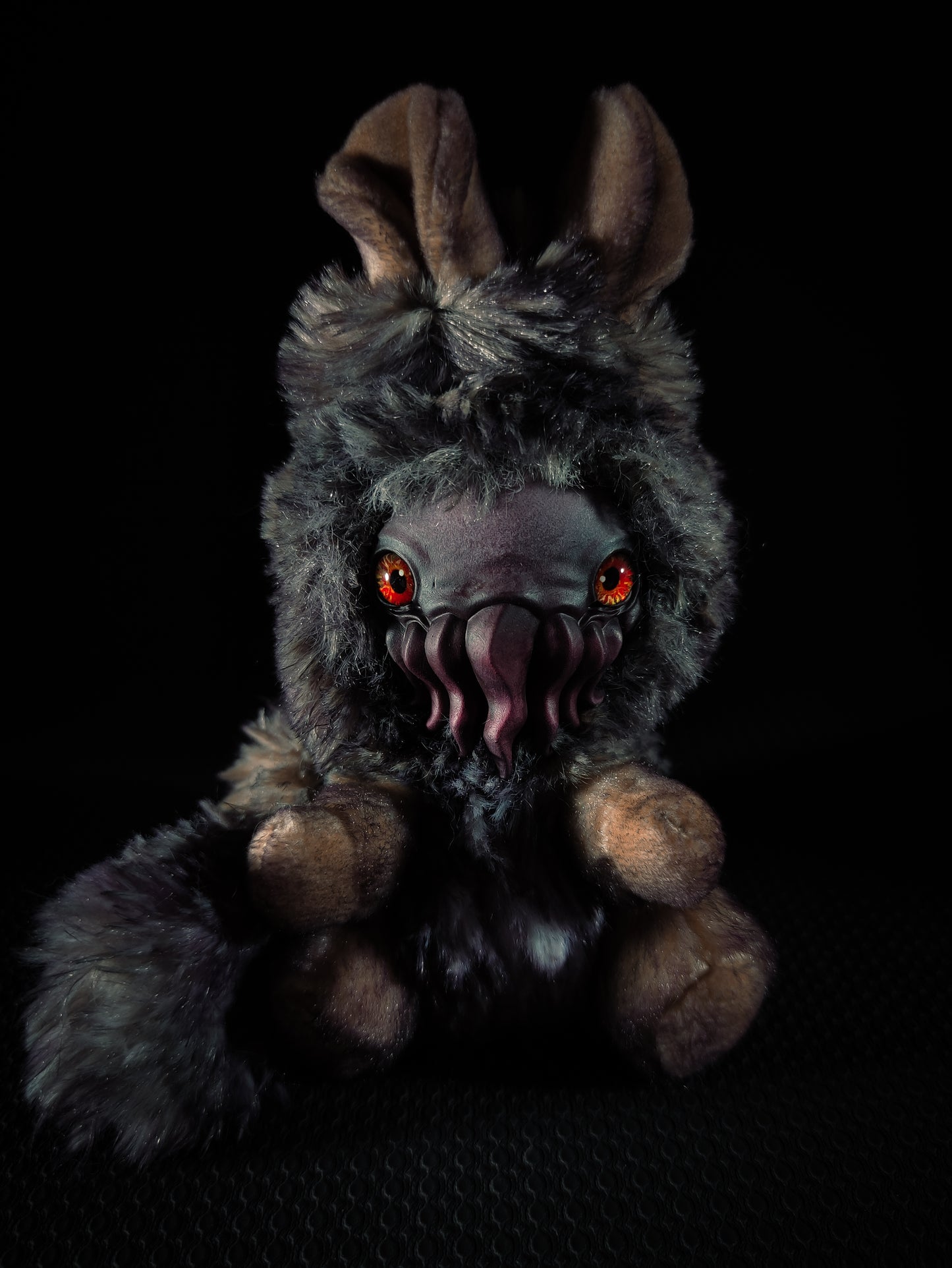 Cuthomal - FRIENDTHULU Cryptid Art Doll Plush Toy
