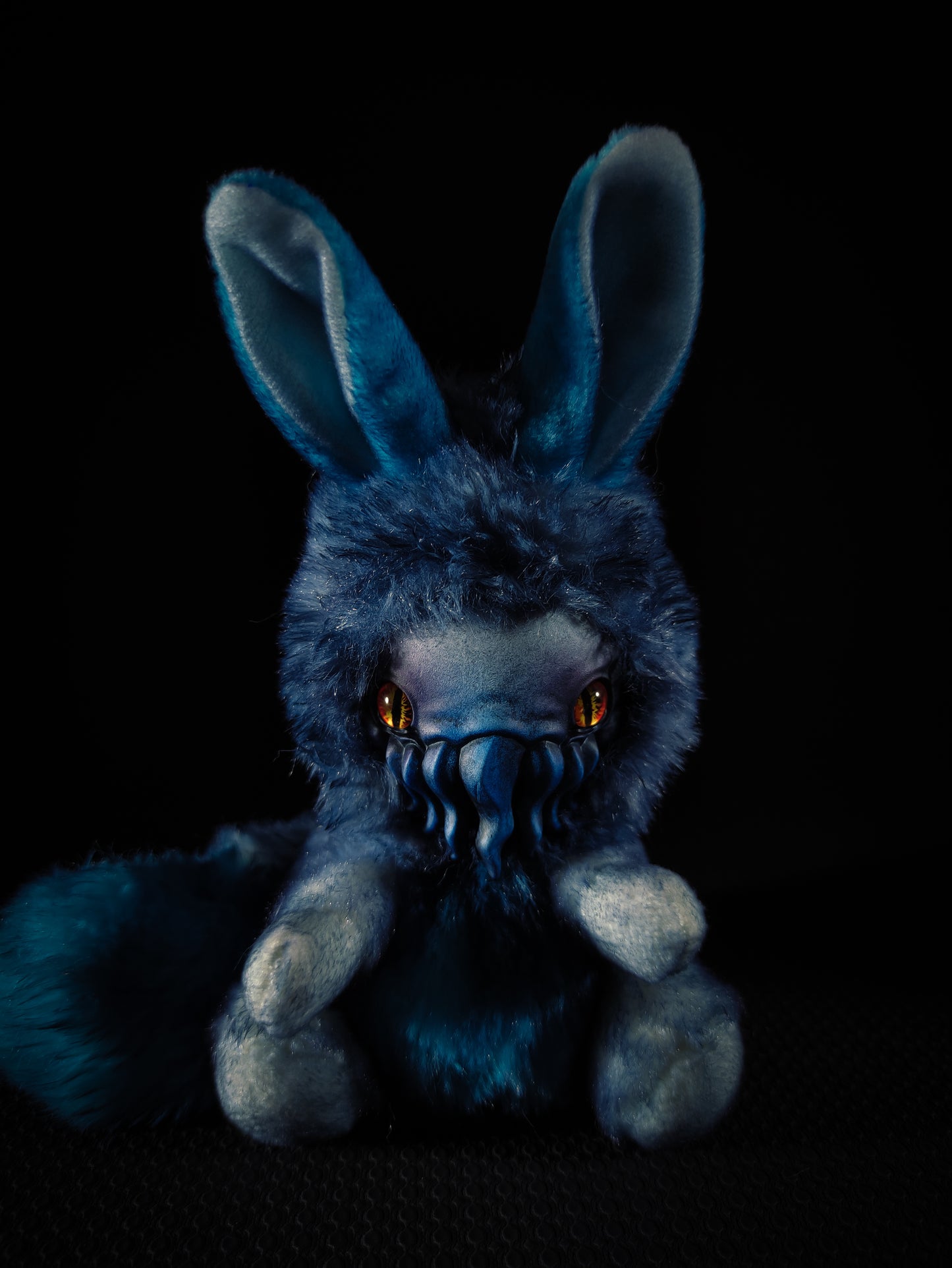 Infulshun - FRIENDTHULU Cryptid Art Doll Plush Toy