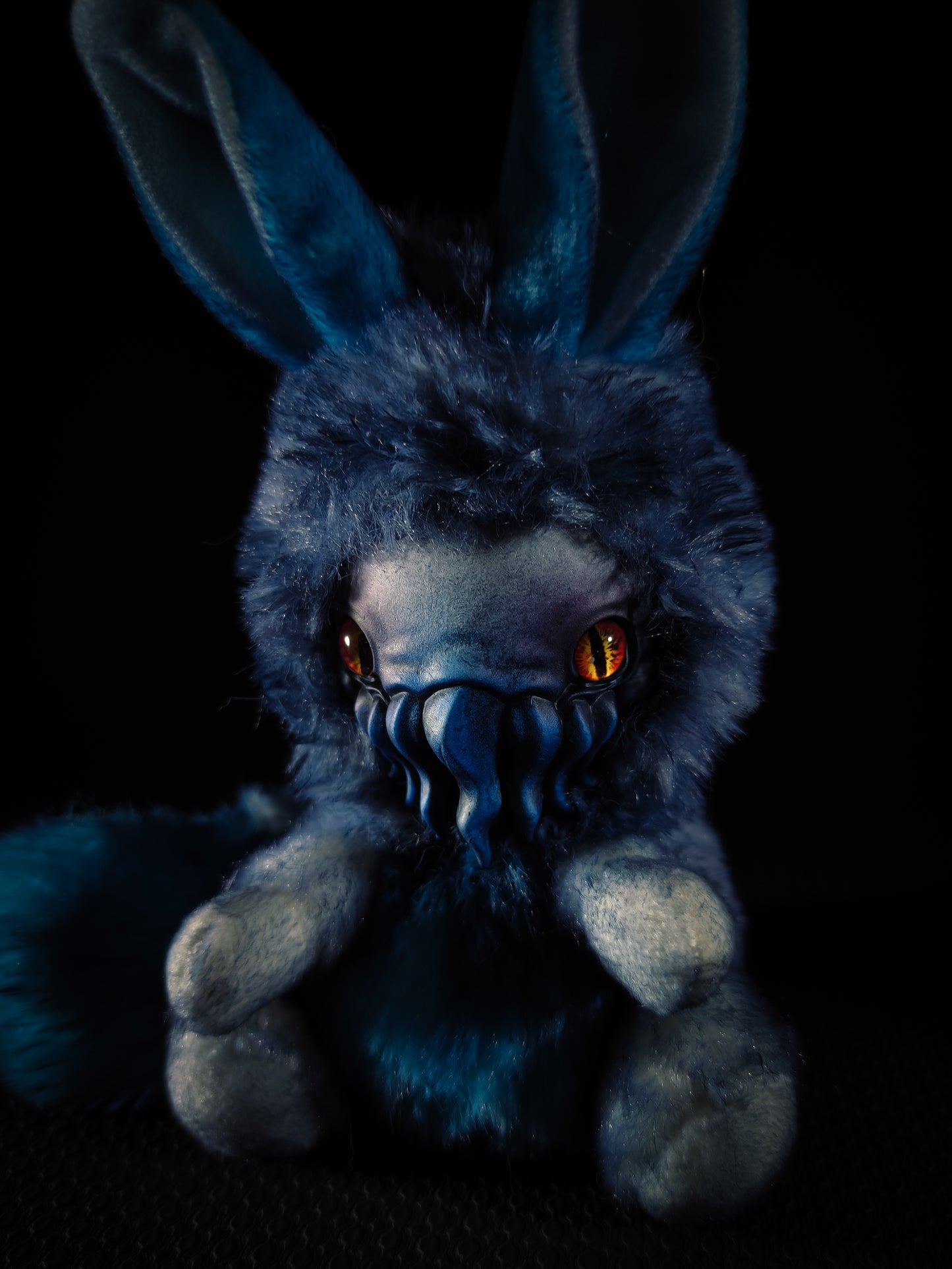 Infulshun - FRIENDTHULU Cryptid Art Doll Plush Toy