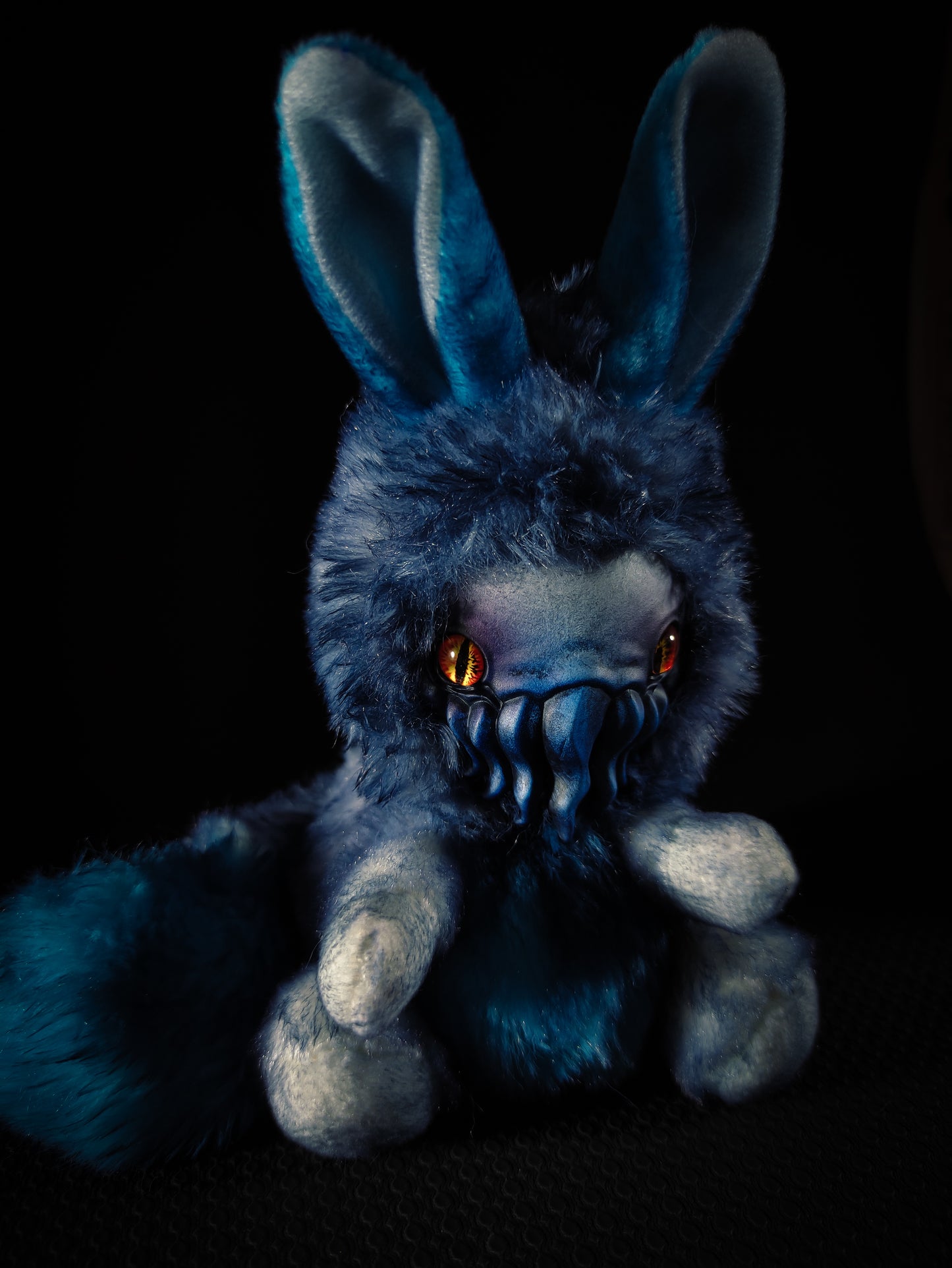 Infulshun - FRIENDTHULU Cryptid Art Doll Plush Toy