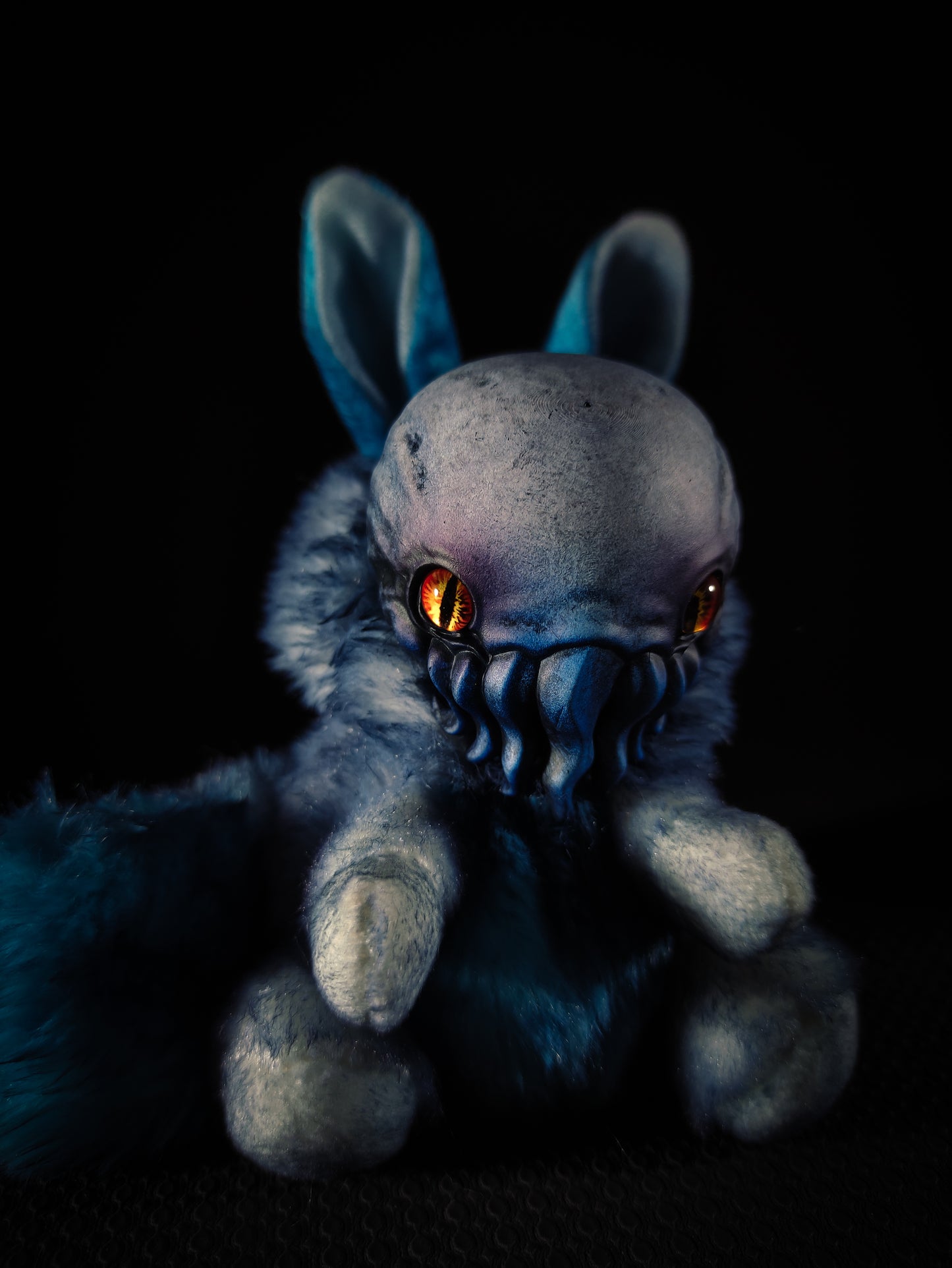 Infulshun - FRIENDTHULU Cryptid Art Doll Plush Toy