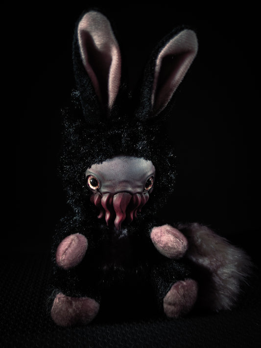 Shevilk - FRIENDTHULU Cryptid Art Doll Plush Toy