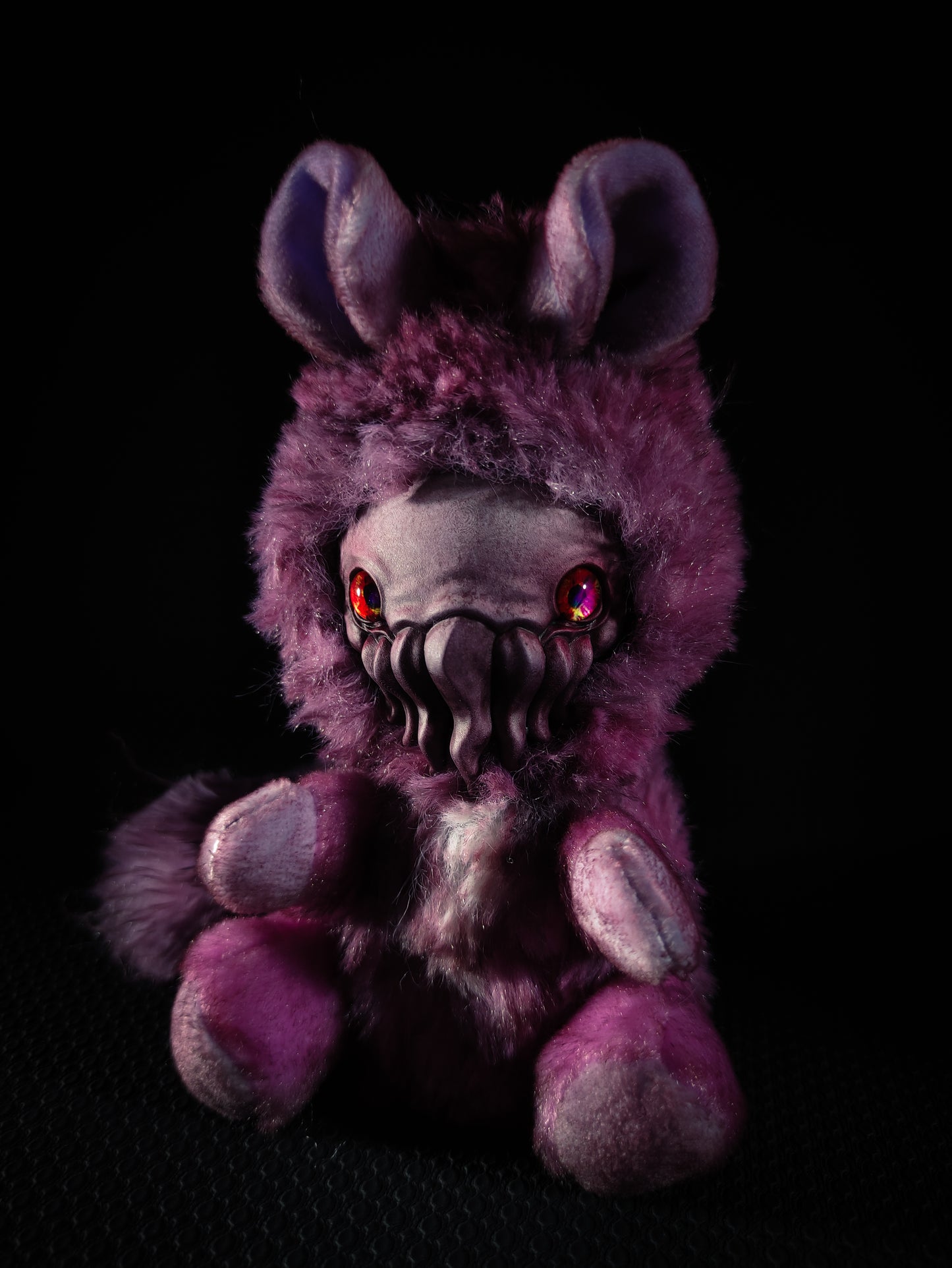 Flektch - FRIENDTHULU Cryptid Art Doll Plush Toy