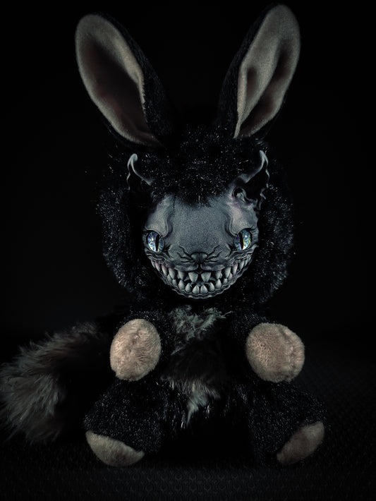 Diamitun - FIENDLINE Cryptid Art Doll Plush Toy