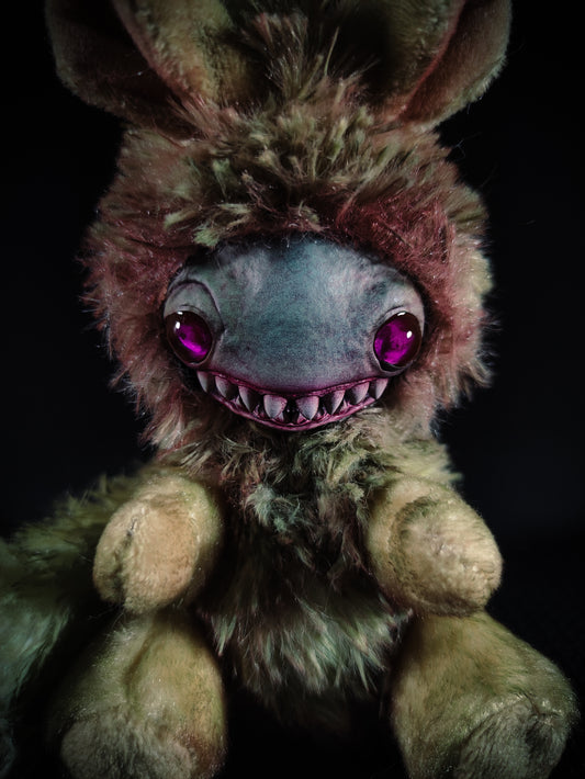 Mossunge - AITO Cryptid Art Doll Plush Toy
