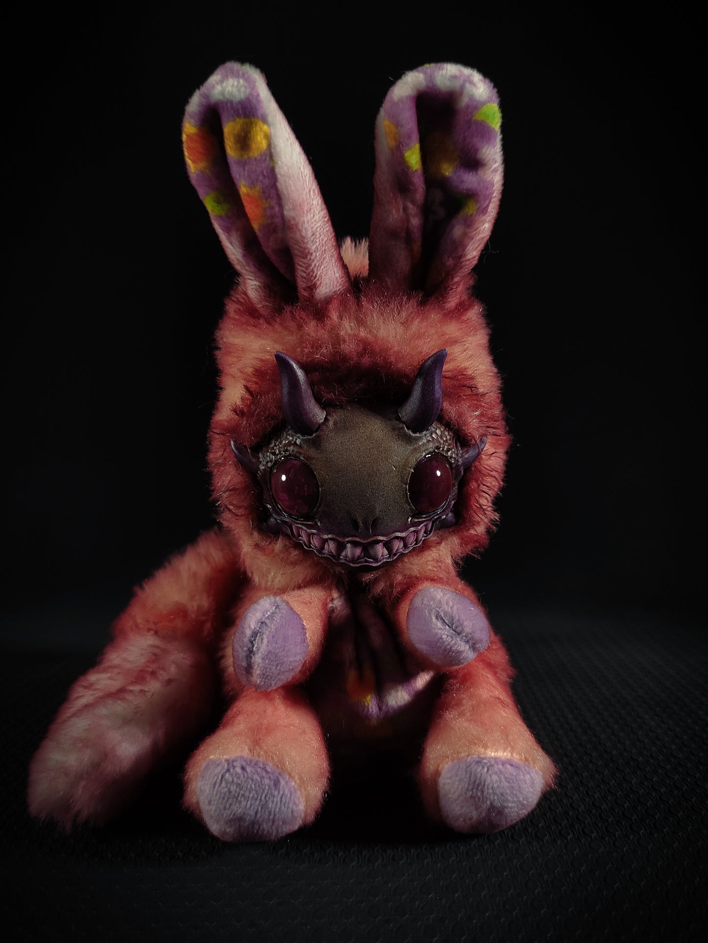 Tangebite - FRIENDPHIBIAN Cryptid Art Doll Plush Toy
