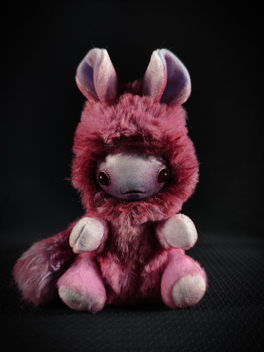 Crisgna - Spritelet Cryptid Art Doll Plush Toy