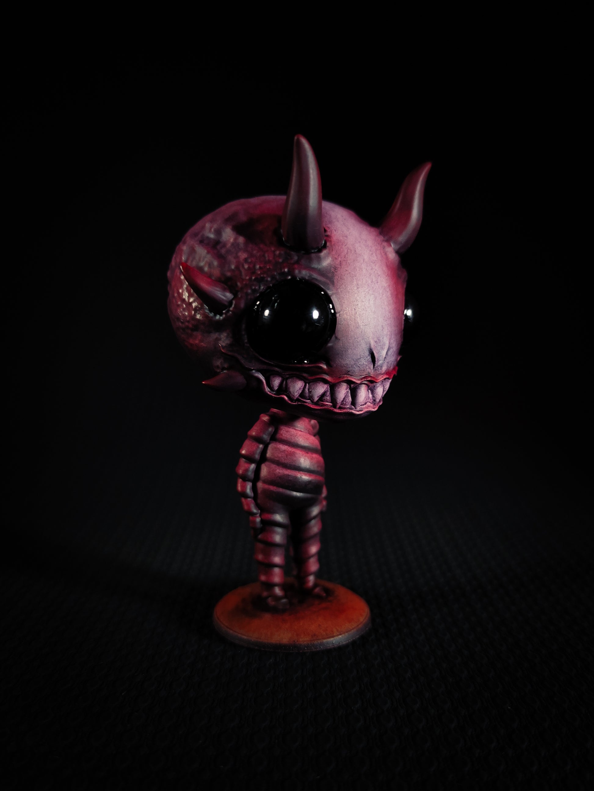 WAEDBERRY (LIMITED EDITION) - OOAK Handpainted resin Gloomberry (Art Toy)