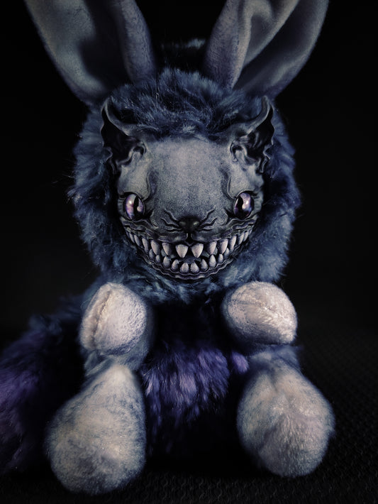 Dekitter - FIENDLINE Cryptid Art Doll Plush Toy