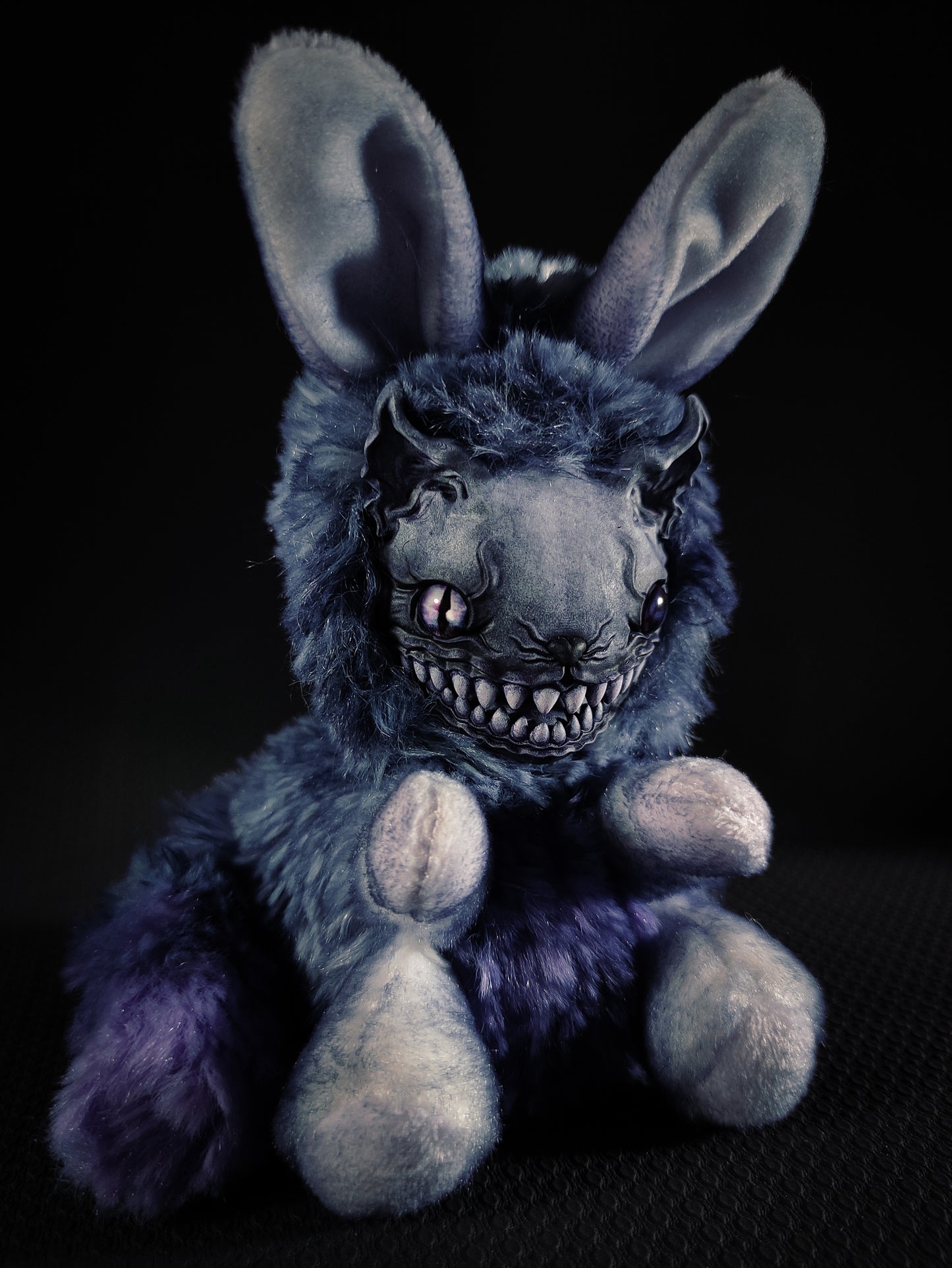 Dekitter - FIENDLINE Cryptid Art Doll Plush Toy
