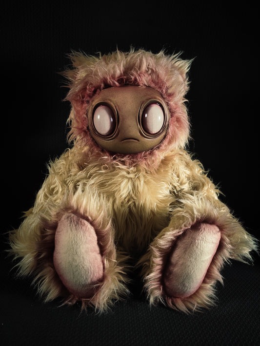 Meeporo (Bleeding Floof Ver.) - Monster Art Doll Plush Toy