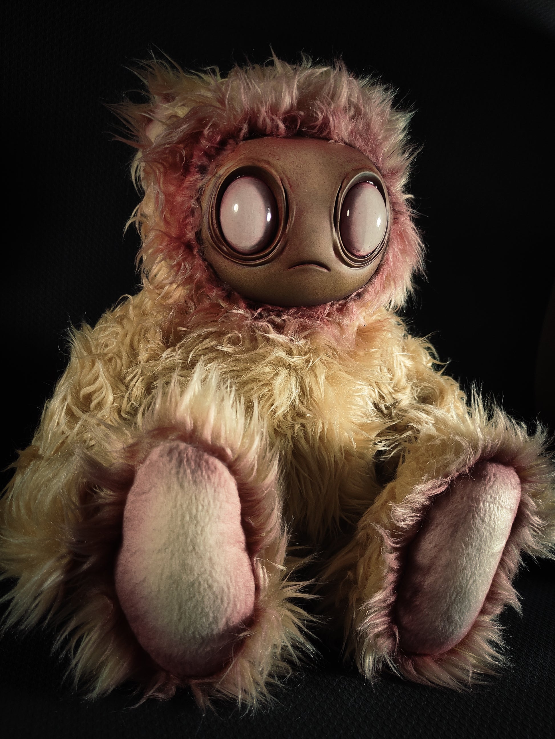 Meeporo (Bleeding Floof Ver.) - Monster Art Doll Plush Toy