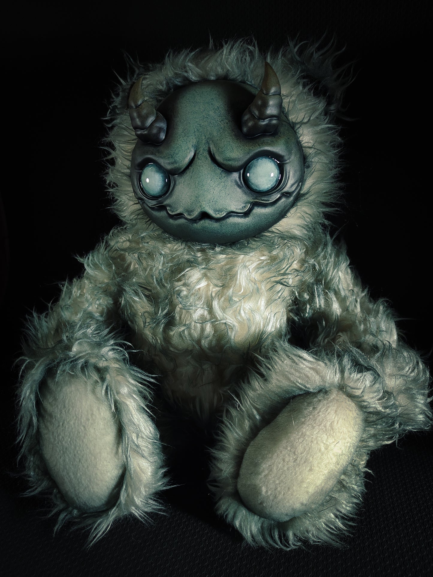 Azagarr (Frostbite Ver.) - Monster Art Doll Plush Toy