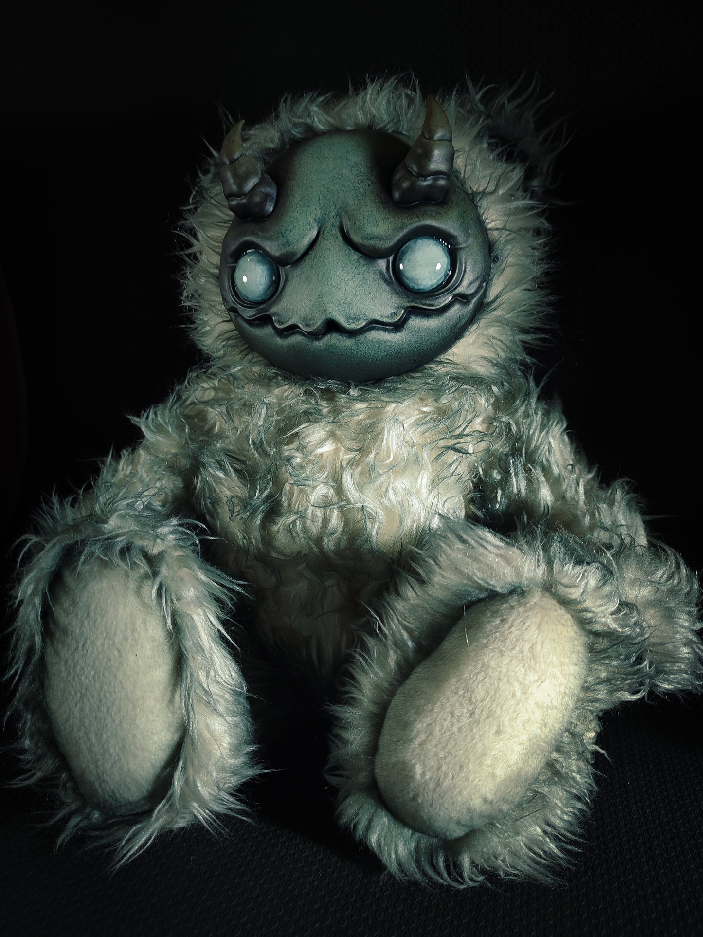Azagarr (Frostbite Ver.) - Monster Art Doll Plush Toy