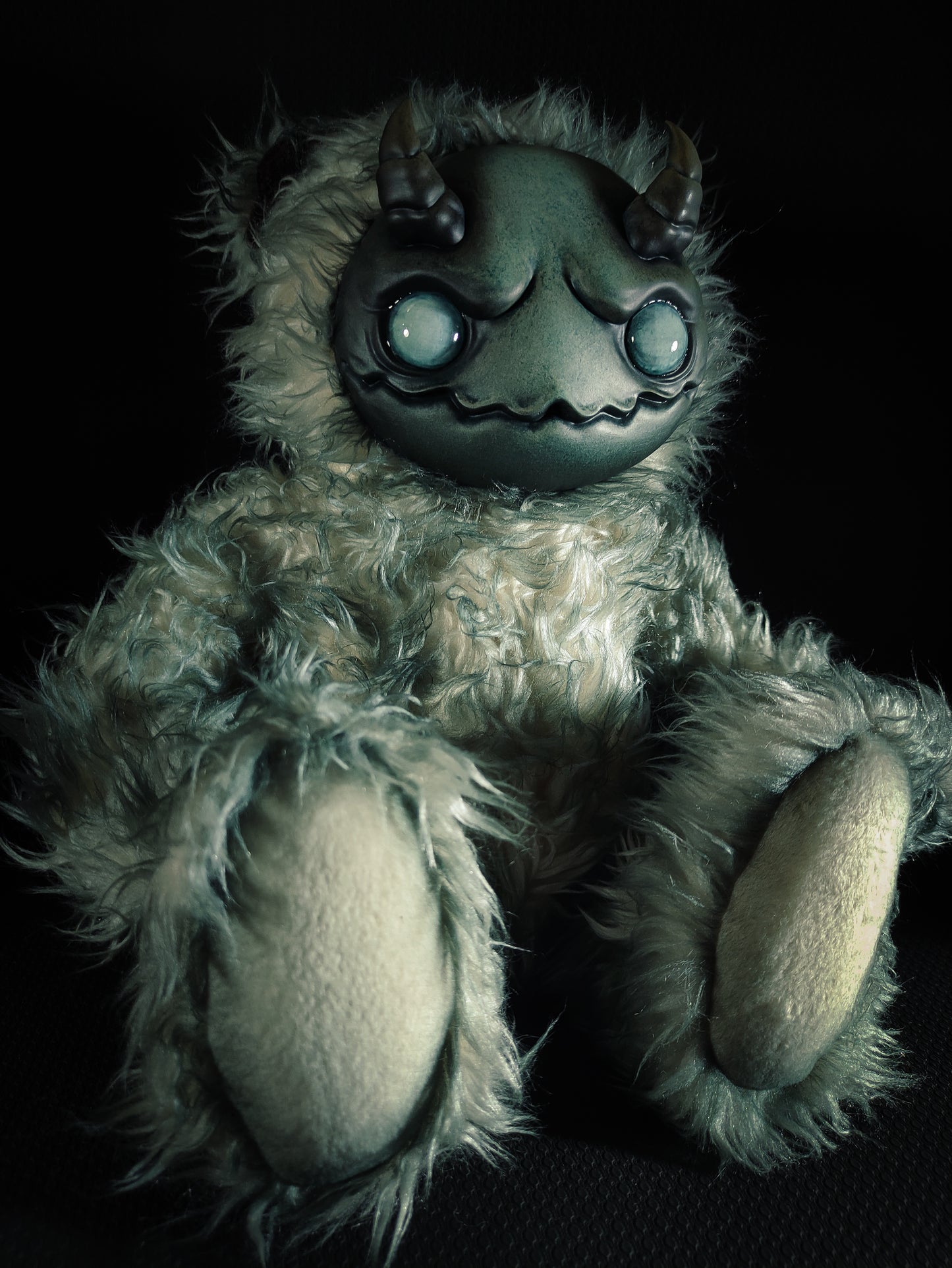Azagarr (Frostbite Ver.) - Monster Art Doll Plush Toy