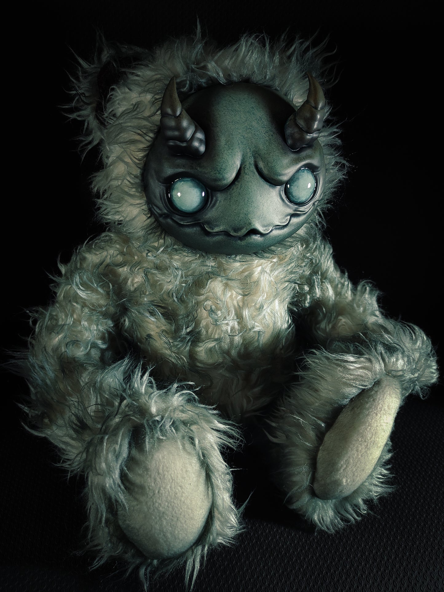 Azagarr (Frostbite Ver.) - Monster Art Doll Plush Toy