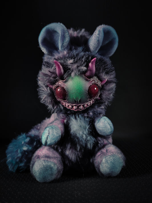 Tarune - FRIENDPHIBIAN Cryptid Art Doll Plush Toy