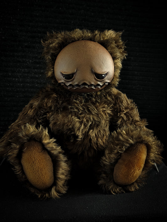 Gosia (Cheerless Chocolate Ver.) - Monster Art Doll Plush Toy