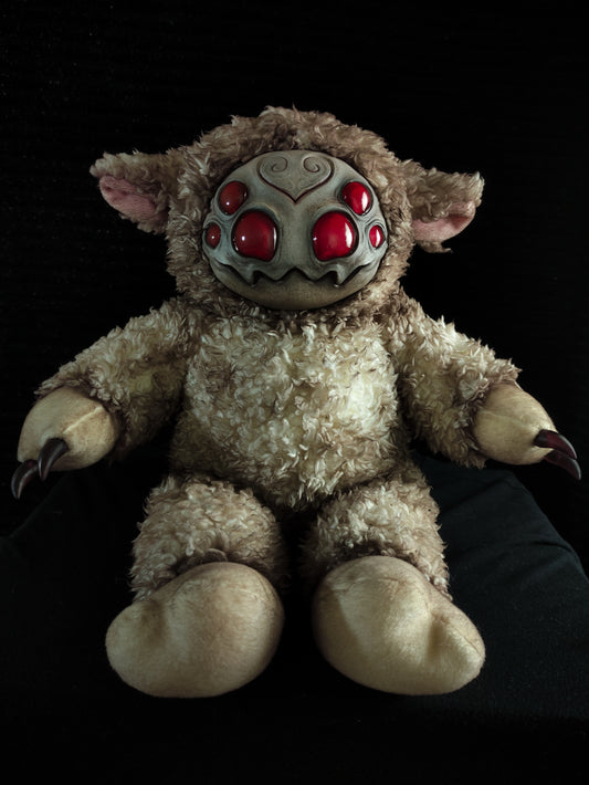 Arakobe (Silk Syndrome Ver.) - Monster Art Doll Plush Toy
