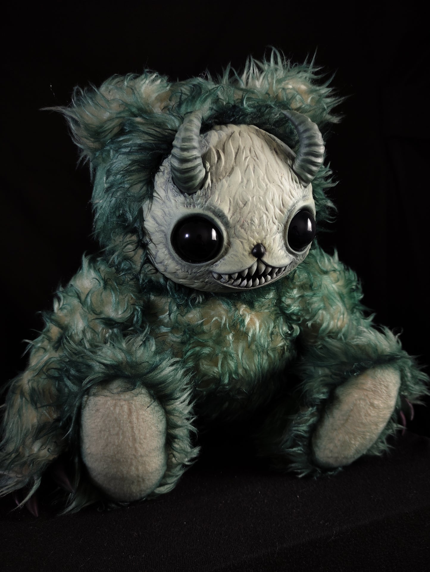 Yukigen (Yuletide Yeti Ver.) - Monster Art Doll Plush Toy
