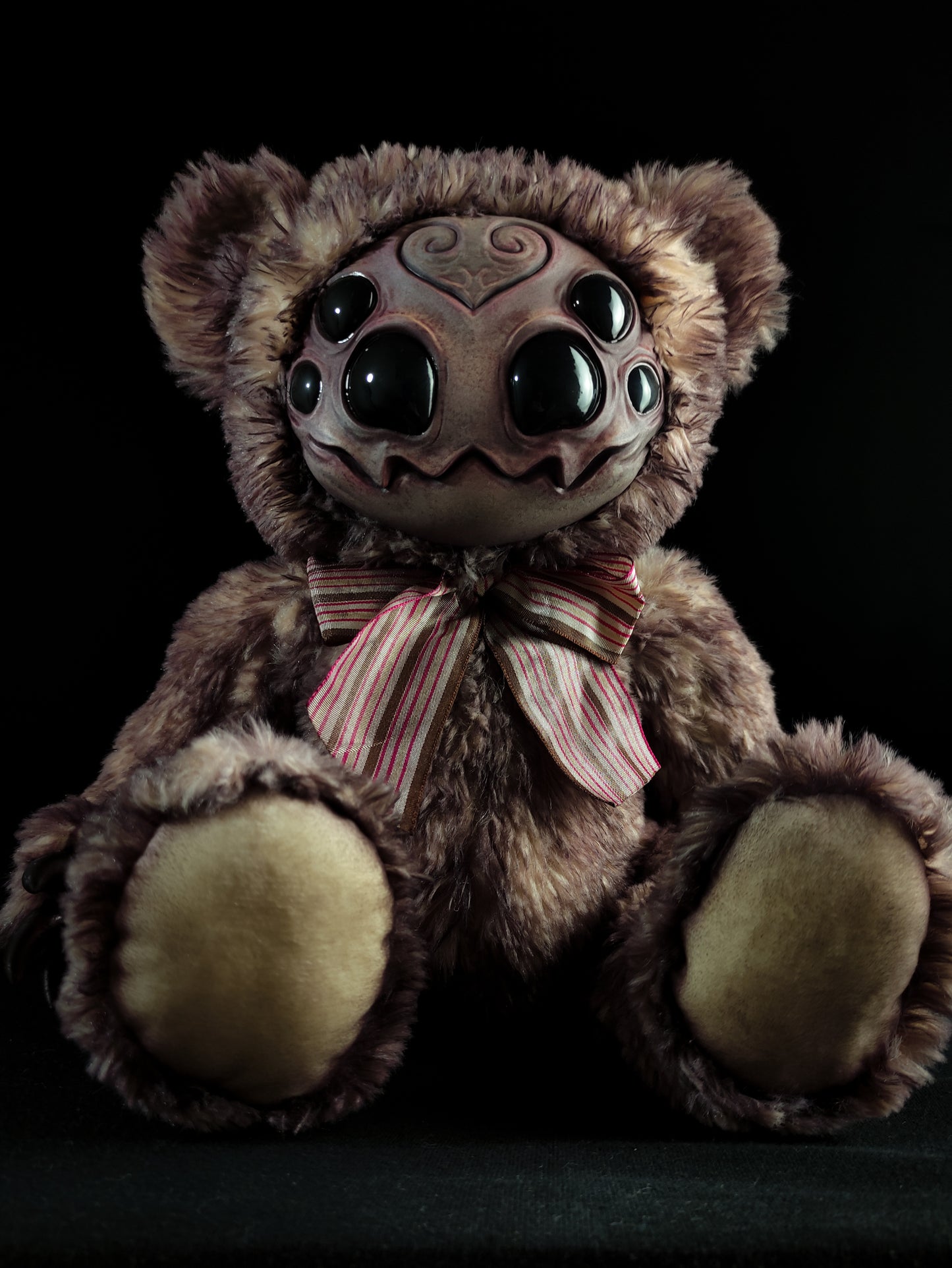 Arakobe (Dark Silk Ver.) - Monster Art Doll Plush Toy