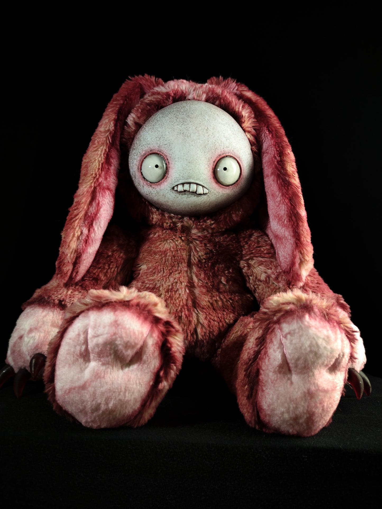 Jitters (Crimson Snowfall) - Monster Art Doll Plush Toy