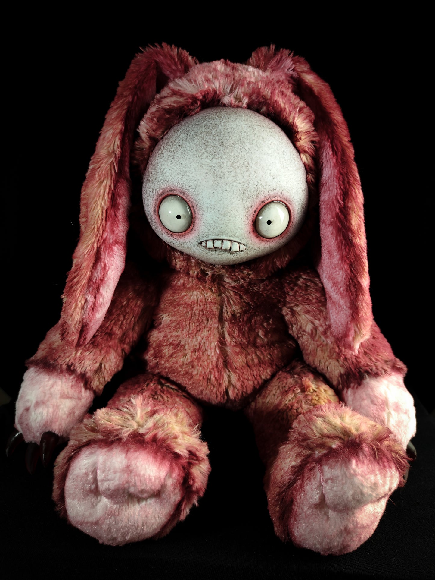 Jitters (Crimson Snowfall) - Monster Art Doll Plush Toy