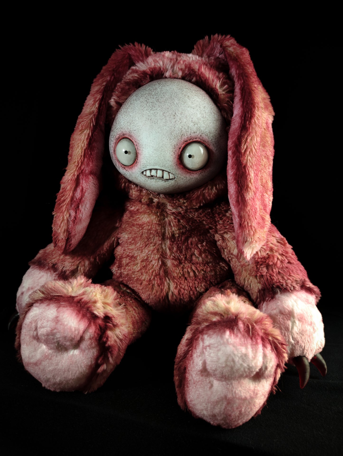 Jitters (Crimson Snowfall) - Monster Art Doll Plush Toy