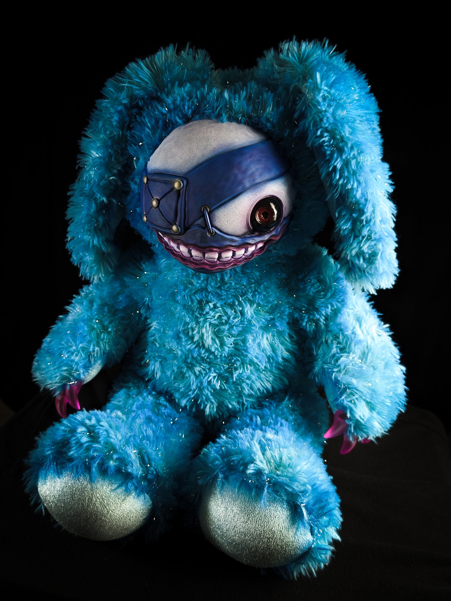 Eyepatch (Kandy Kagune ver.) - Monster Art Doll Plush Toy