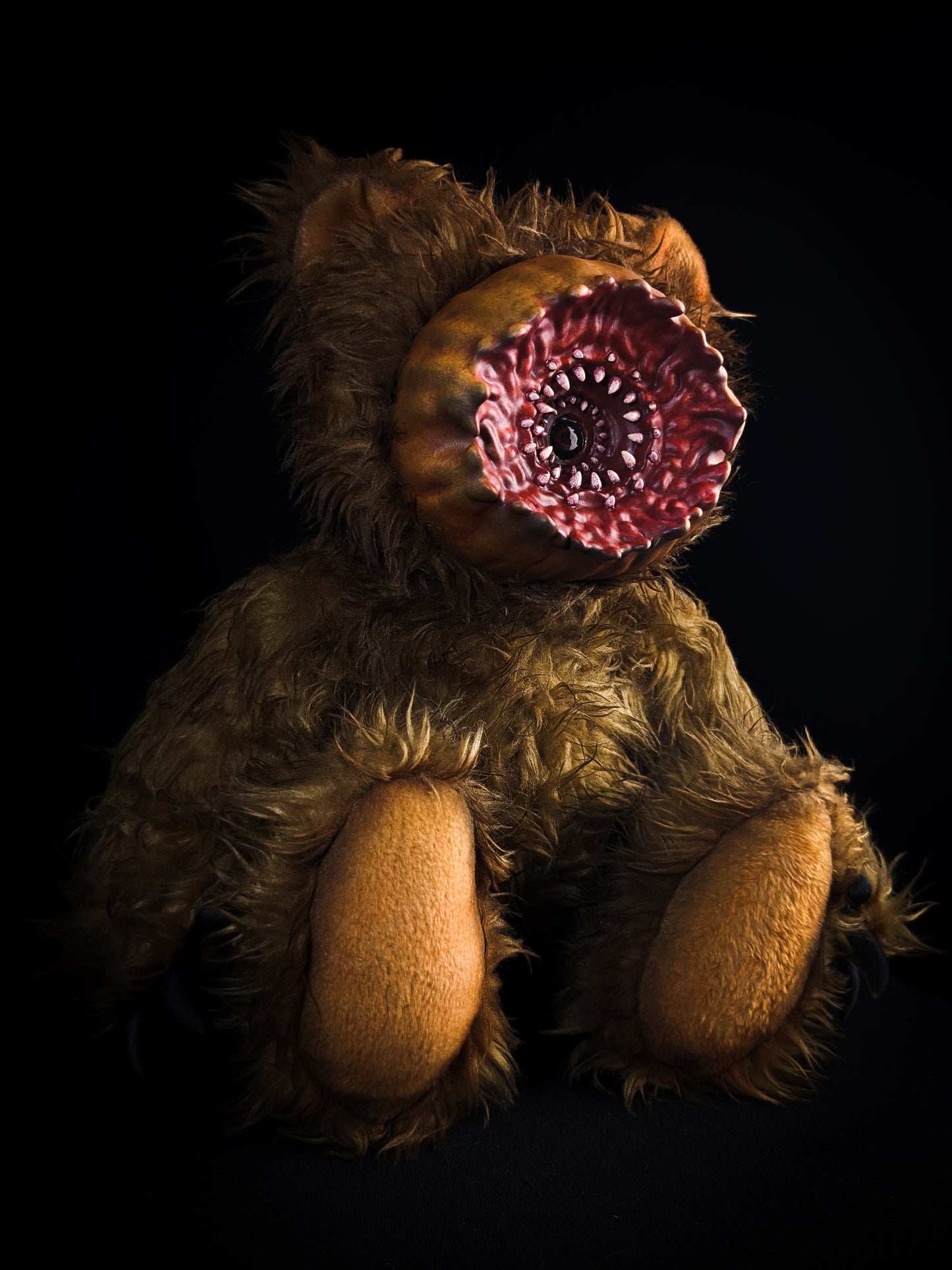 Urchin (Grueling Gore Ver.) - CRYPTCRITS Monster Art Doll Plush Toy