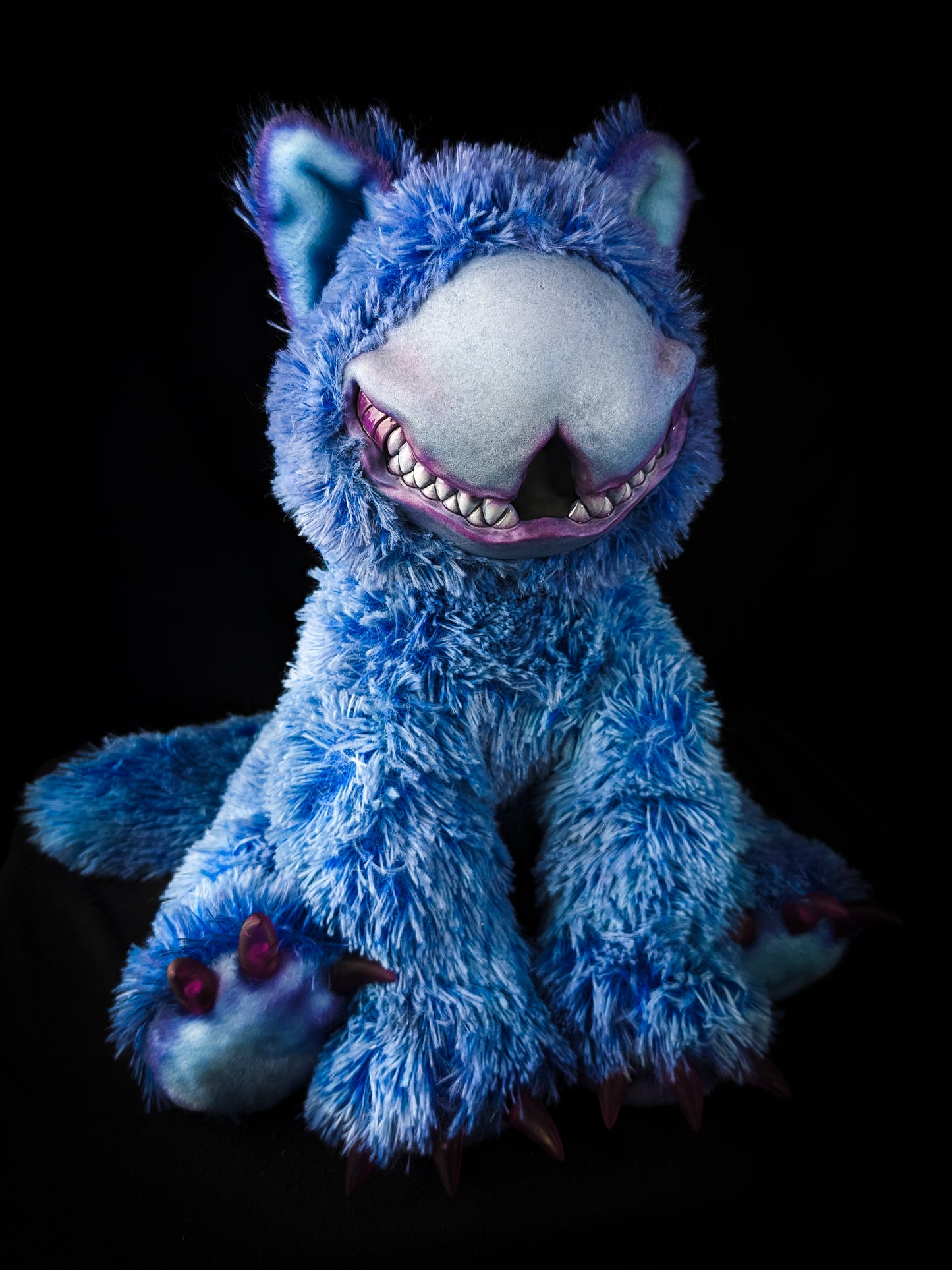 Scratch (Howling Horror Ver.) - CRYPTCRITS Monster Art Doll Plush Toy