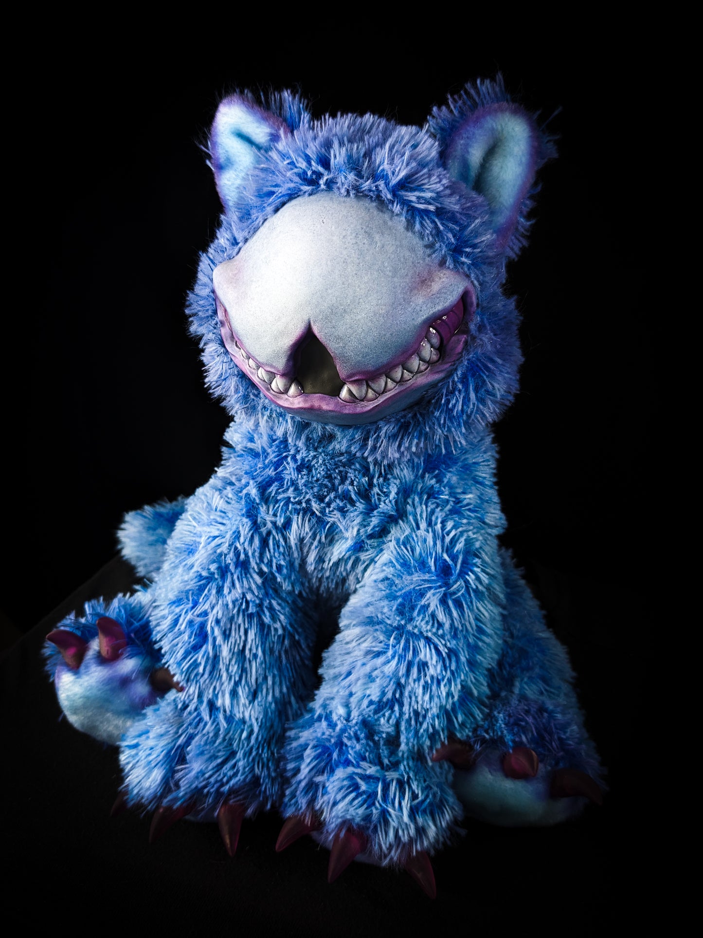 Scratch (Howling Horror Ver.) - CRYPTCRITS Monster Art Doll Plush Toy
