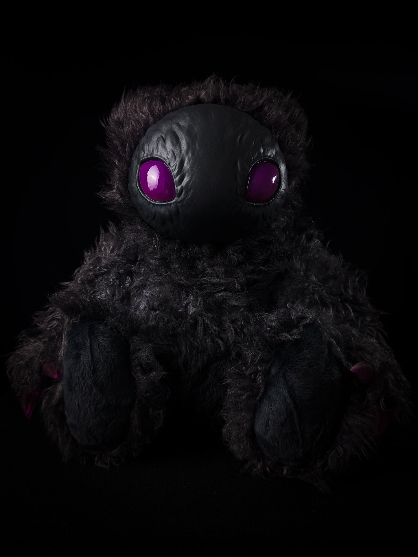 Holoth (Freakish Flutter Ver.) - CRYPTCRITS Monster Art Doll Plush Toy