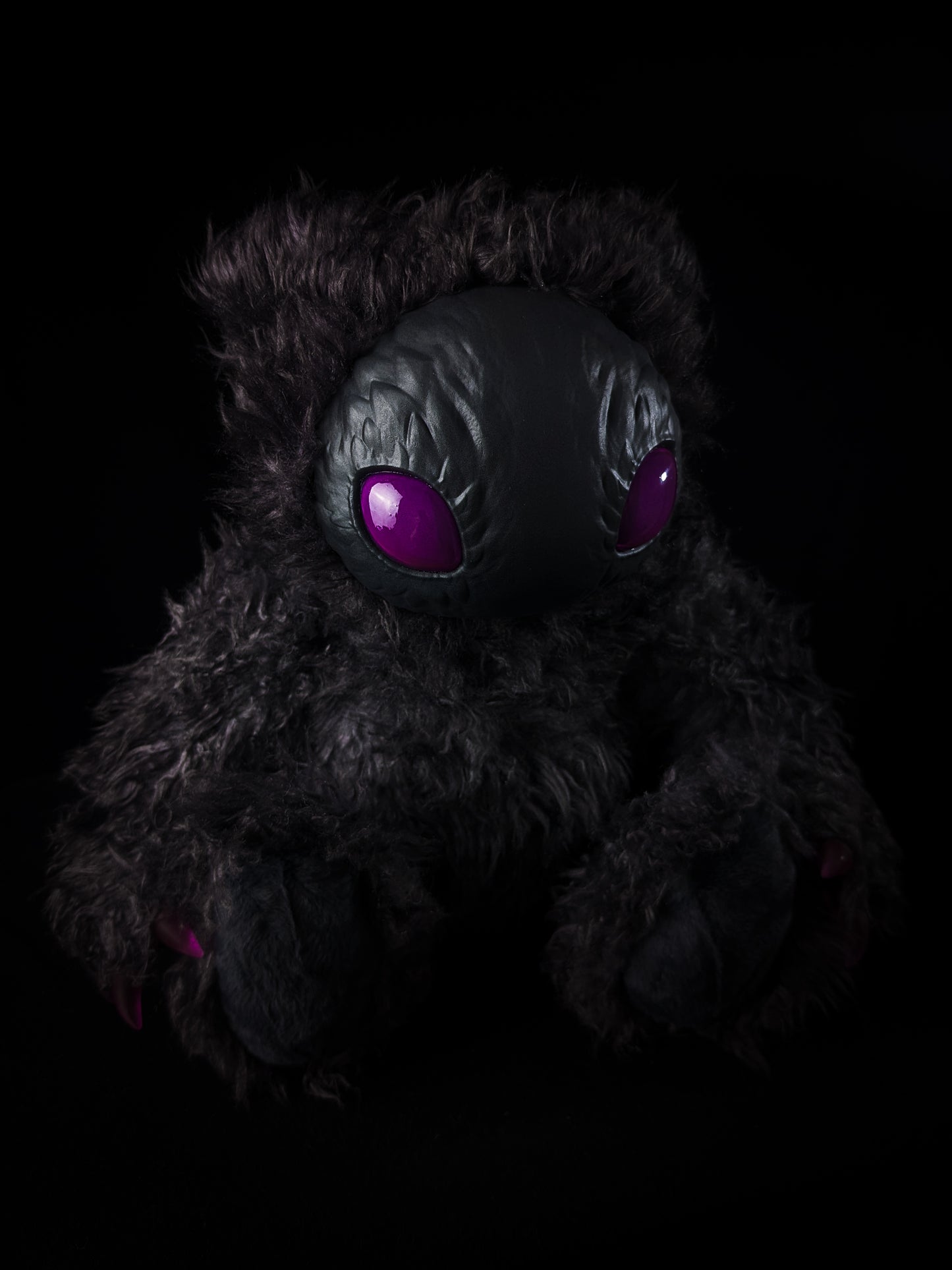 Holoth (Freakish Flutter Ver.) - CRYPTCRITS Monster Art Doll Plush Toy