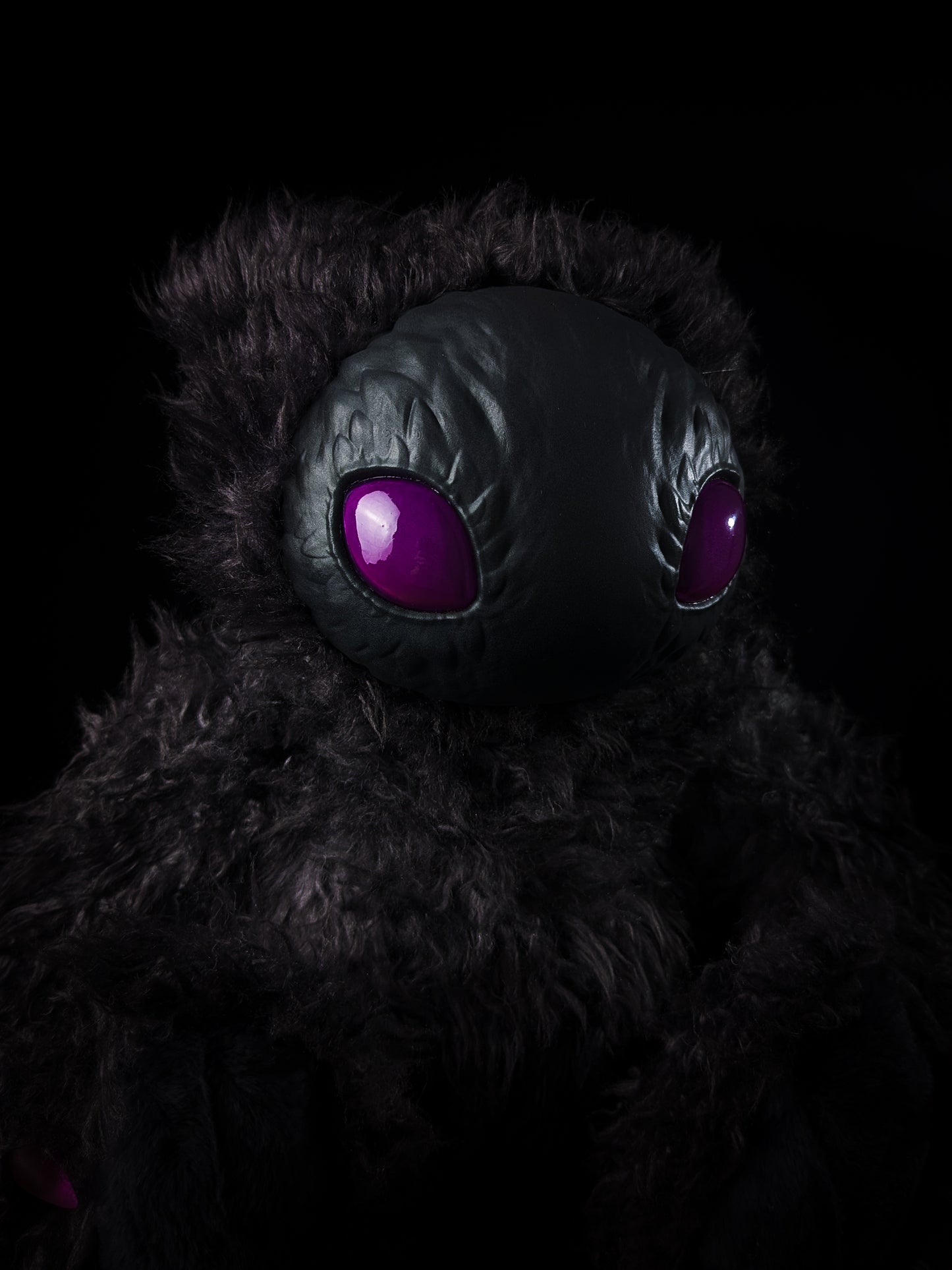 Holoth (Freakish Flutter Ver.) - CRYPTCRITS Monster Art Doll Plush Toy