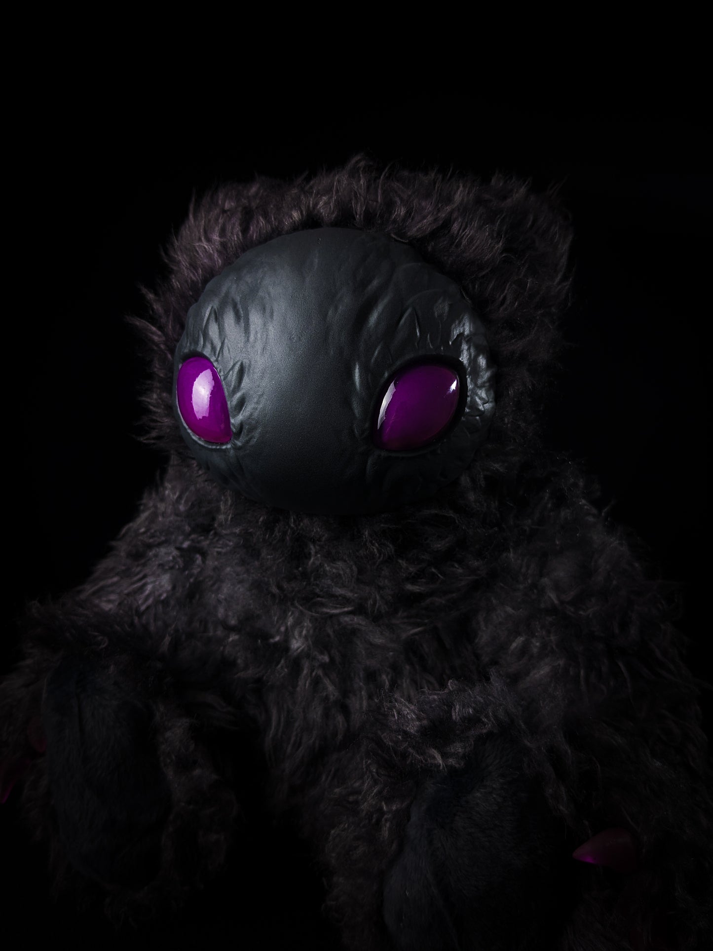 Holoth (Freakish Flutter Ver.) - CRYPTCRITS Monster Art Doll Plush Toy