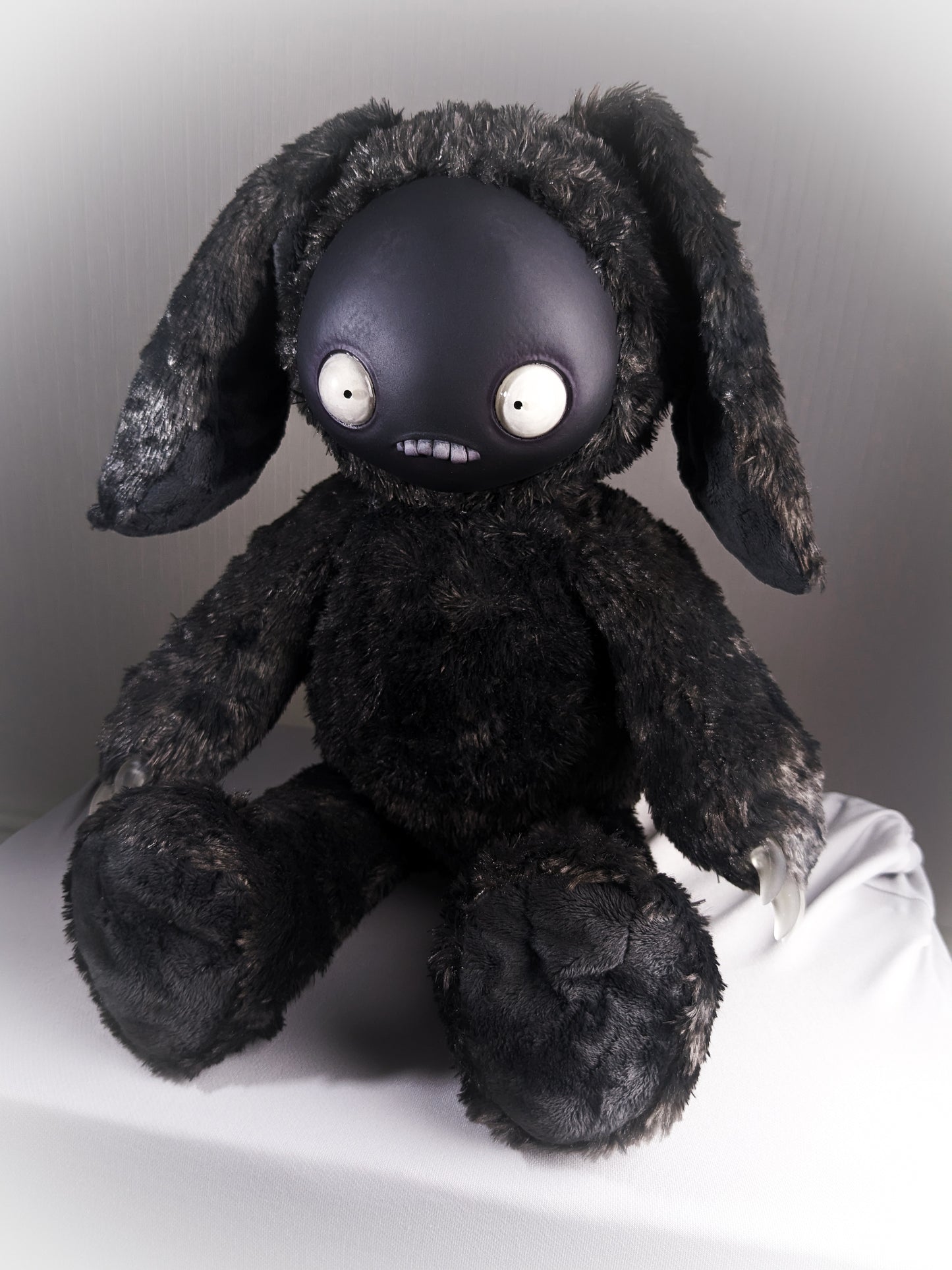 Jitters (Dark Bunny Ver.) - CRYPTCRITS Monster Art Doll Plush Toy