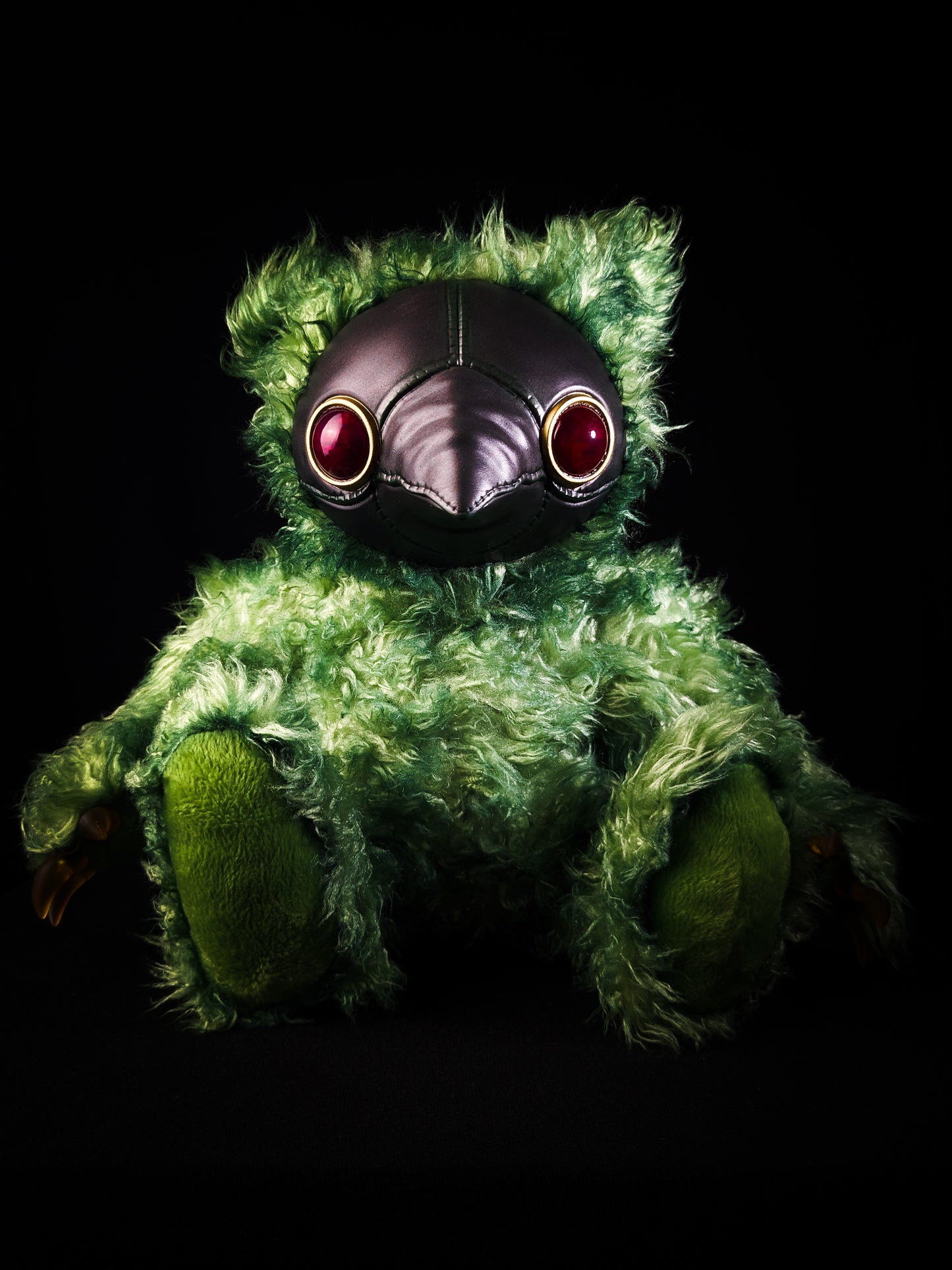 Ambroise (Green Serum Ver.) - CRYPTCRITS Monster Art Doll Plush Toy