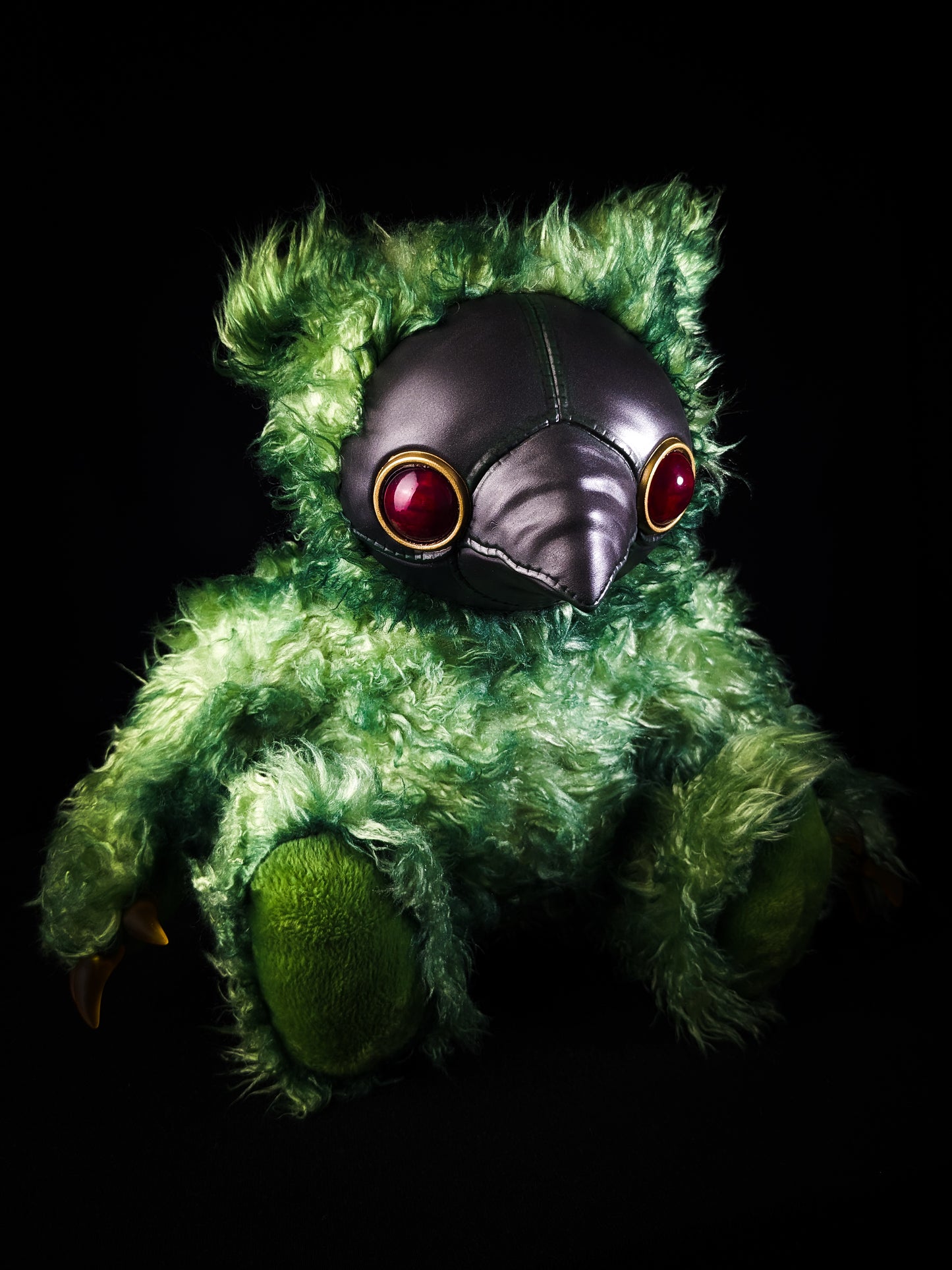 Ambroise (Green Serum Ver.) - CRYPTCRITS Monster Art Doll Plush Toy