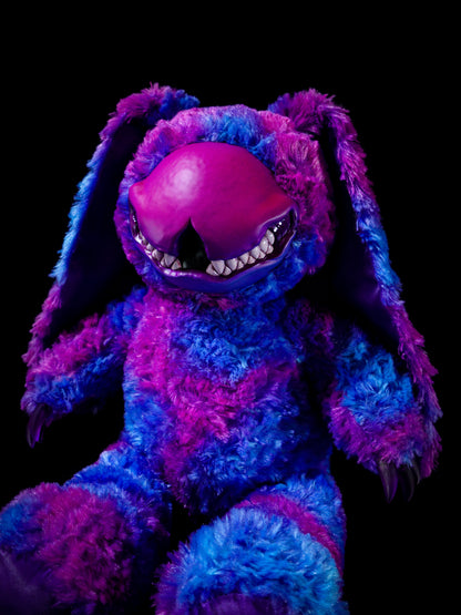 Fangpunk: SCRATCH - Monster Art Doll Plush Toy